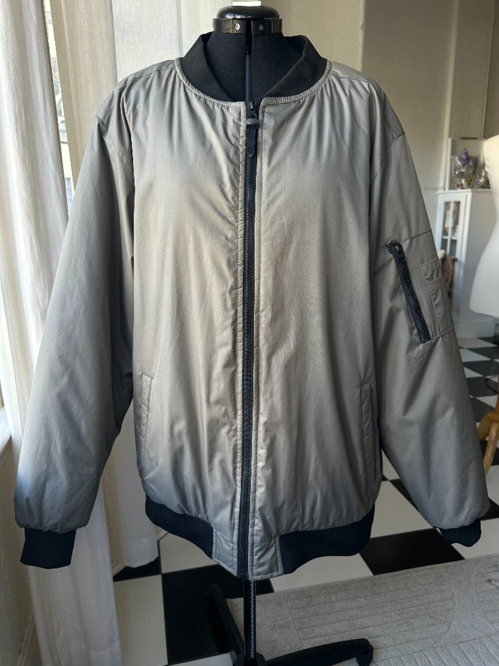 Zeelander Men’s XL Silver Gray MA-1 Bomber Jacket Padded Flight Streetwear